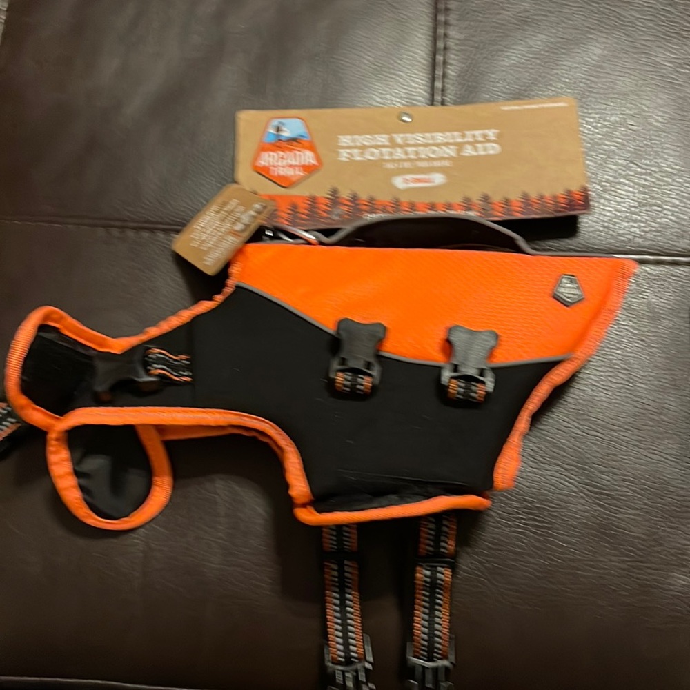 Arcadia Trail Dog life vest x-small. orange